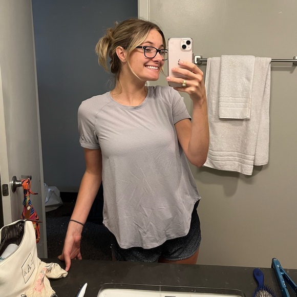 Lululemon Open Up Tie Back Tee - Lavender - Picture 2 of 5